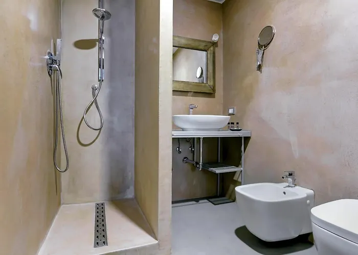 Capo D'africa 30 - Colosseo Gasthof 4*